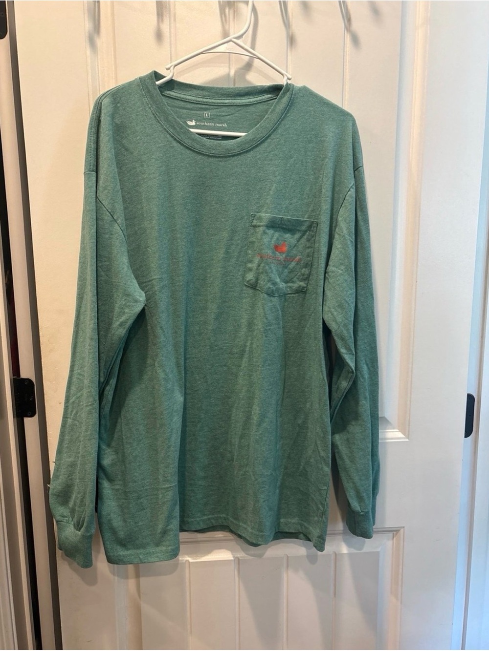 Southern Marsh Long Sleeve Pocket Tee - Seafoam men’s large NWOT